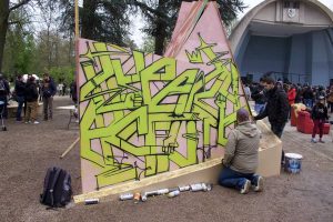 Peinture graffiti réalisée en live lors du Chill Up Festival à la Pépinière de Nancy par Hyperactivity Rocks, 2016