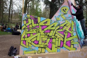 Peinture graffiti réalisée en live lors du Chill Up Festival à la Pépinière de Nancy par Hyperactivity Rocks, 2016