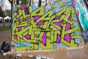 Peinture graffiti réalisée en live lors du Chill Up Festival à la Pépinière de Nancy par Hyperactivity Rocks, 2016