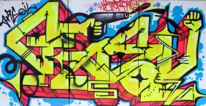 Graffiti réalisé en public et en direct de la soirée Hands Up au Quai Son à Nancy, Mai 2016
